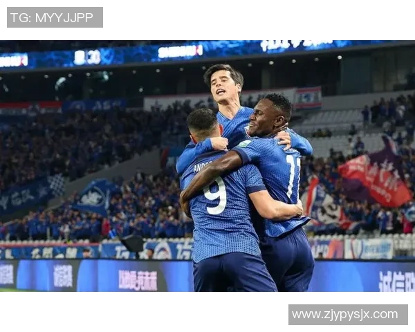 C罗前队友、法国名宿、巴萨旧将等同行认证梅西是前史第一人！